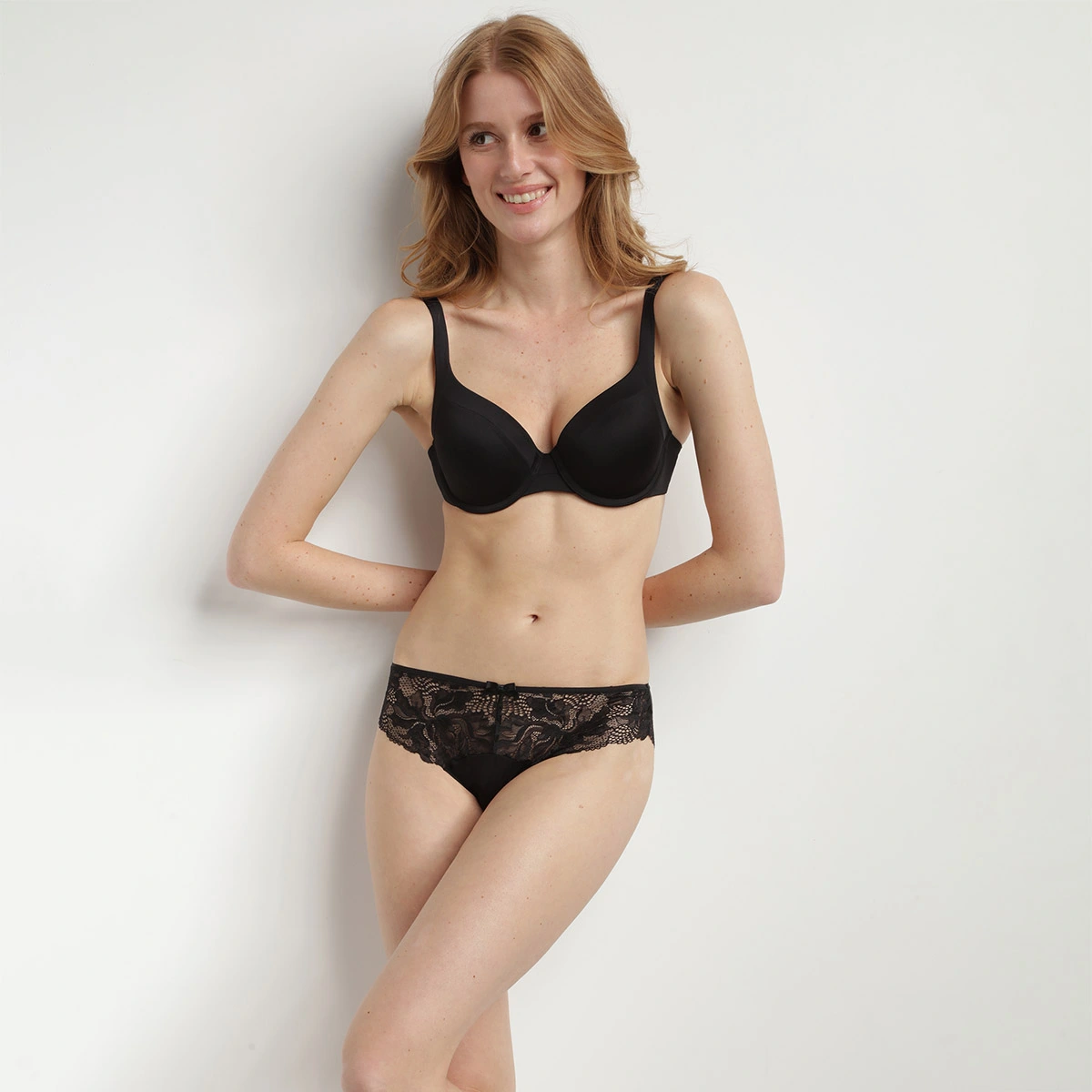 Culotte Noire Femme En Microfibre Et Dentelle Generous Essentiel 6 Culotte Noire Femme En Microfibre Et Dentelle Generous Essentiel – Image 4